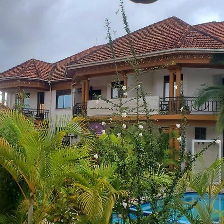 Mowicribs Hotel And Spa Εντέμπε Εξωτερικό φωτογραφία