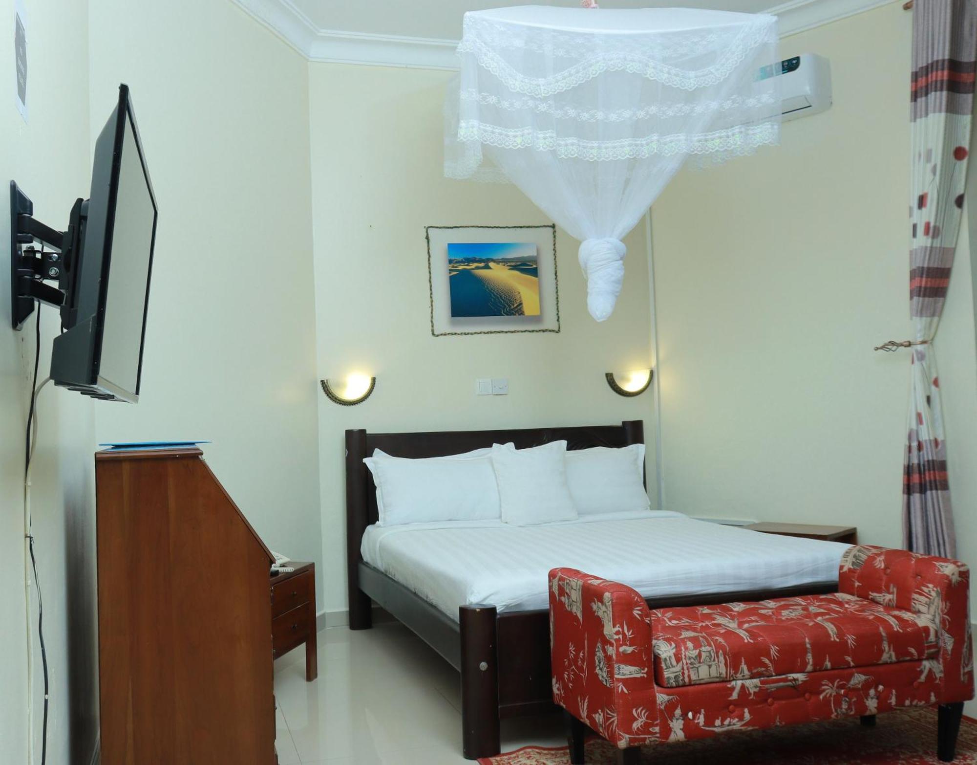 Mowicribs Hotel And Spa Εντέμπε Εξωτερικό φωτογραφία