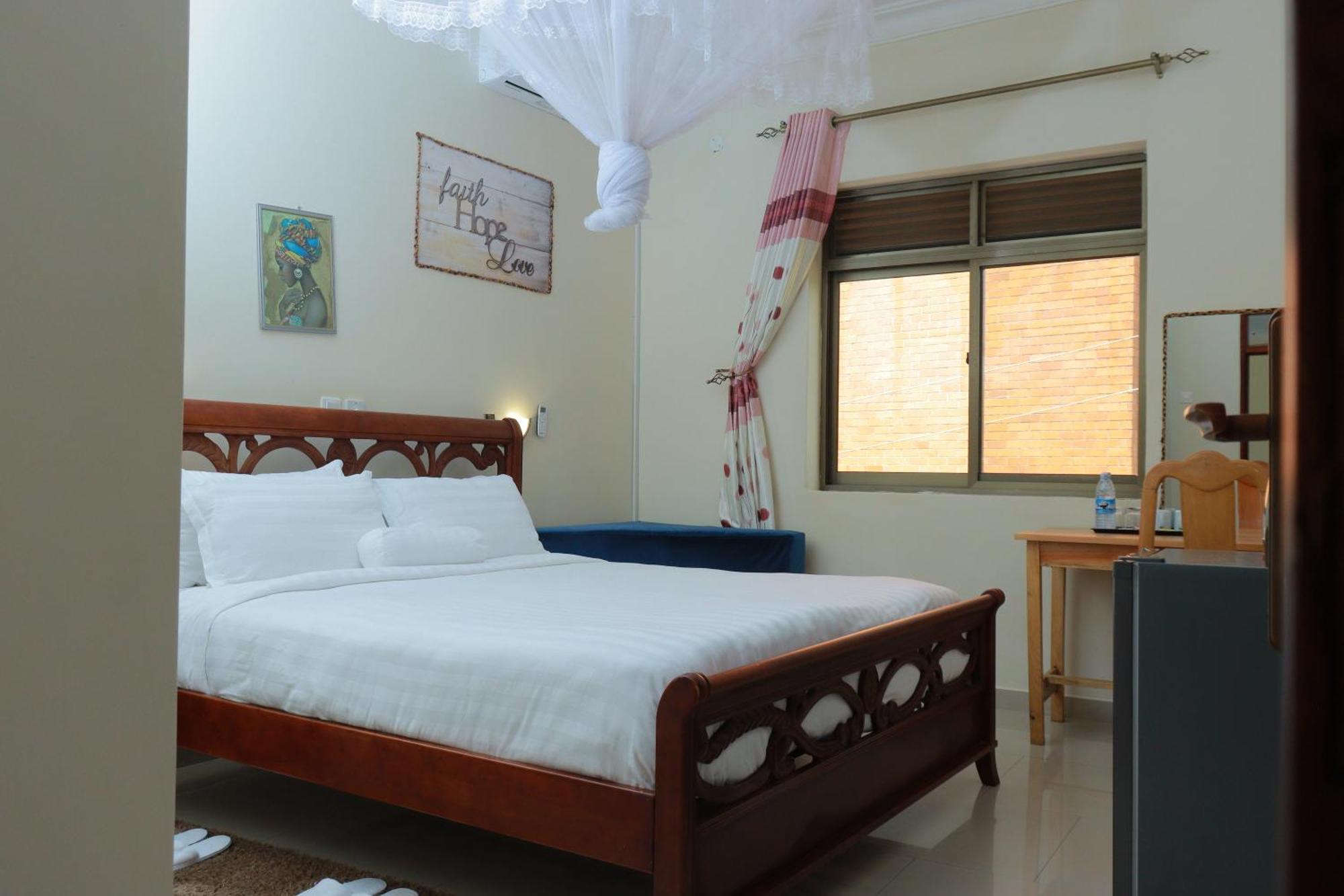 Mowicribs Hotel And Spa Εντέμπε Εξωτερικό φωτογραφία