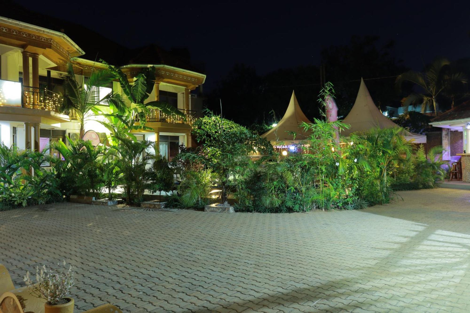Mowicribs Hotel And Spa Εντέμπε Εξωτερικό φωτογραφία