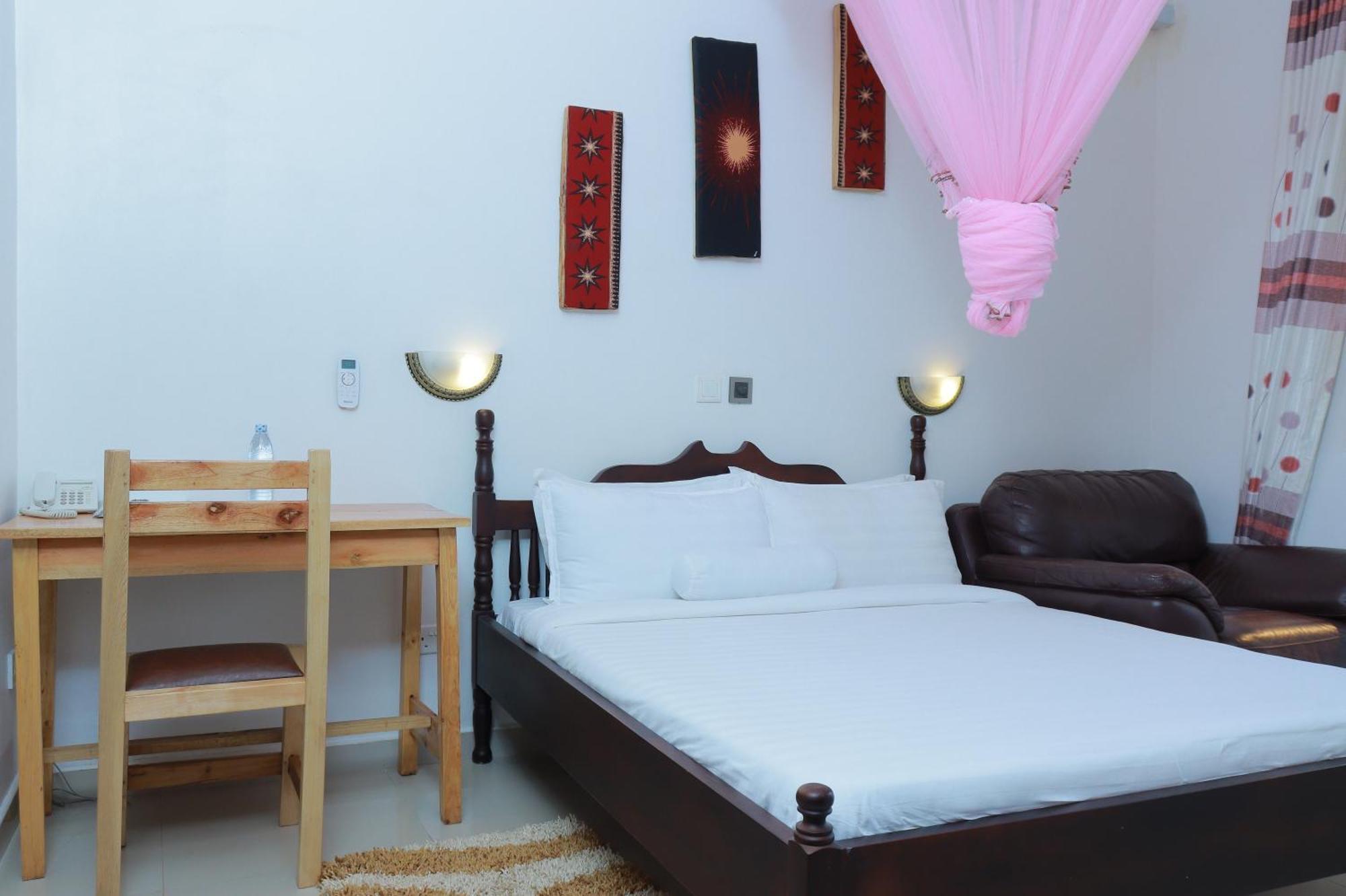 Mowicribs Hotel And Spa Εντέμπε Εξωτερικό φωτογραφία