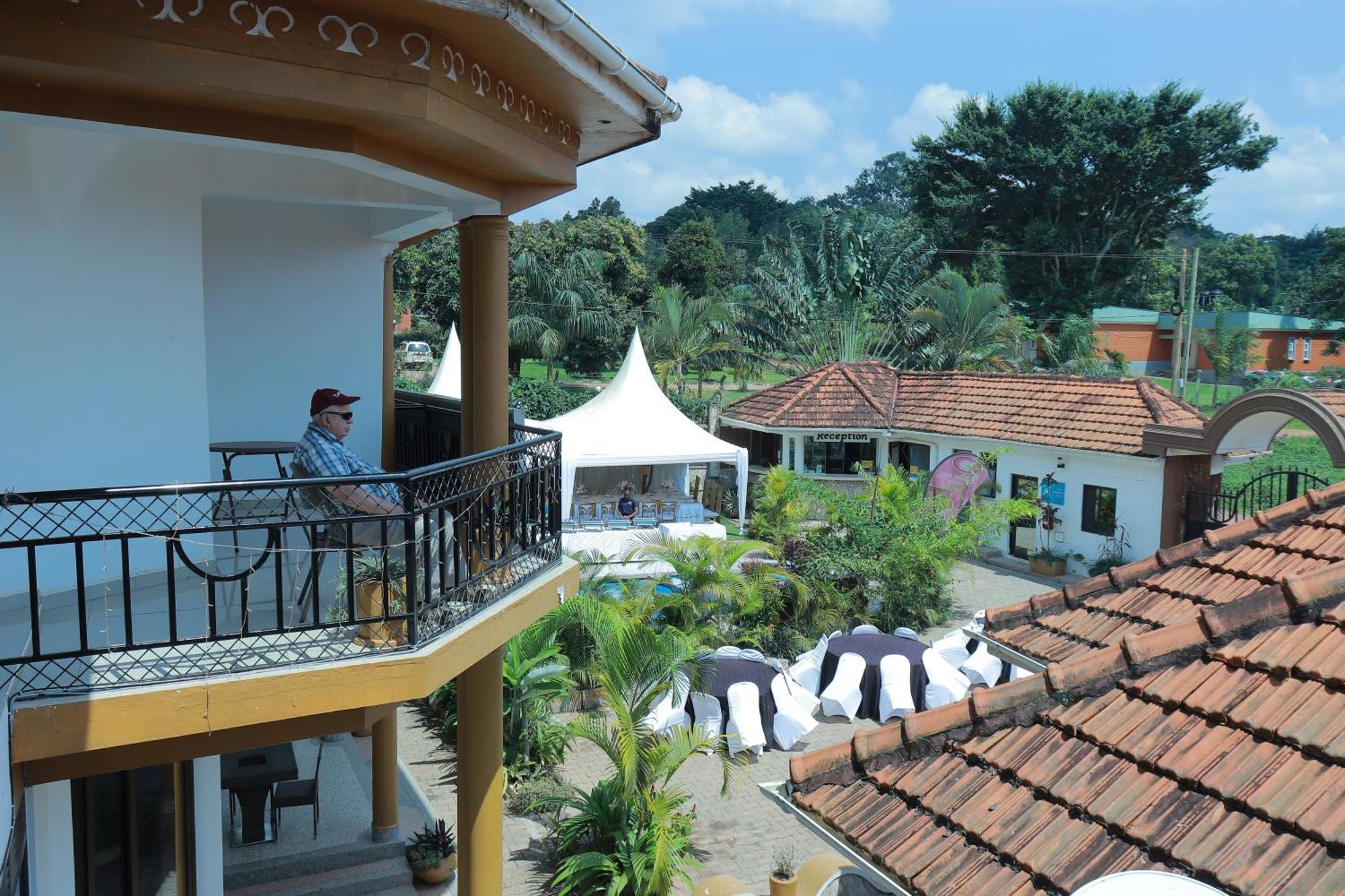 Mowicribs Hotel And Spa Εντέμπε Εξωτερικό φωτογραφία